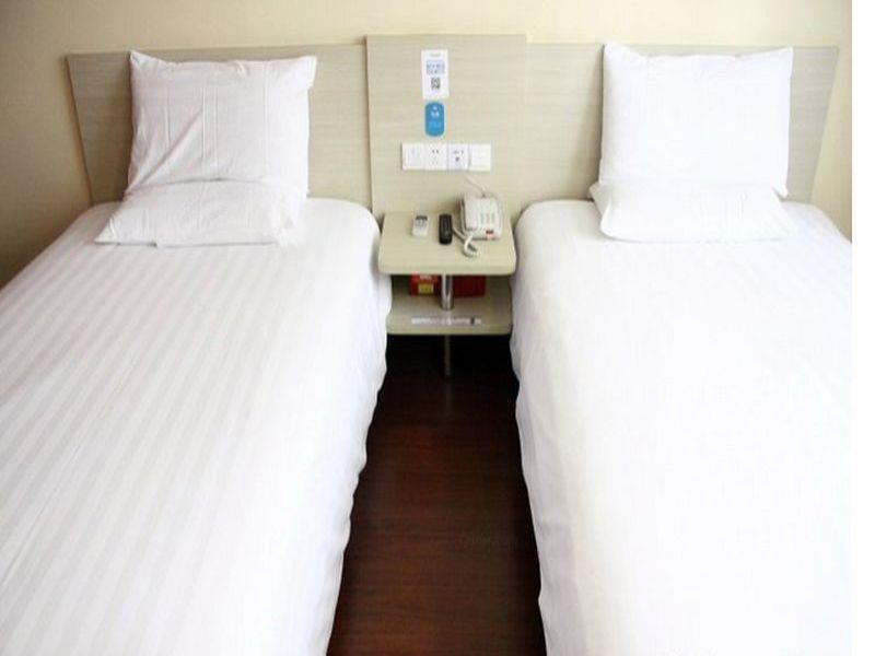 Hanting Hotel Beijing Yaojiayuan Road מראה חיצוני תמונה