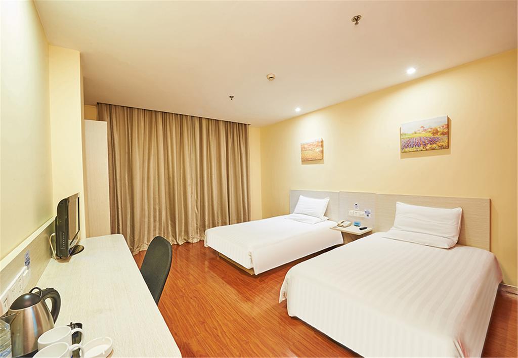 Hanting Hotel Beijing Yaojiayuan Road מראה חיצוני תמונה